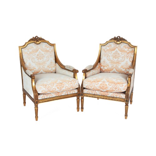 326 - A PAIR FRENCH-STYLE GILTWOOD ARMCHAIRS