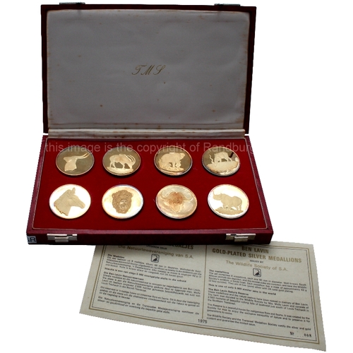 1161 - A BEN LAVIN MEDALLION SET, CASED