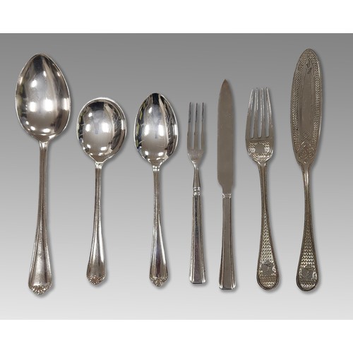 690 - AN ASSEMBLED COLLECTION OF ELECTROPLATE CUTLERY