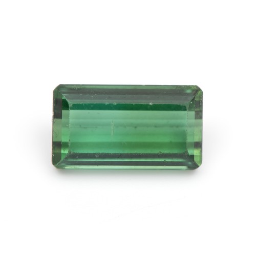 224 - AN UNSET TOURMALINE, 2.8 CARATS