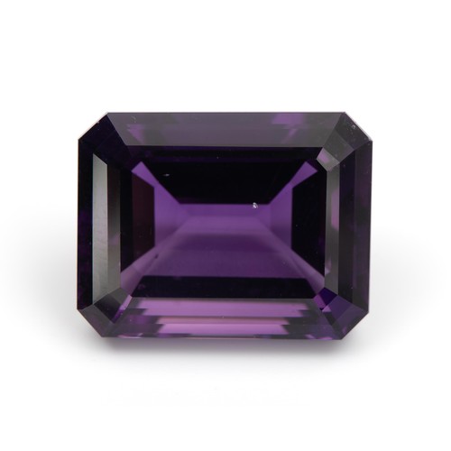 216 - AN UNSET AMETHYST 31.5 CARATS 