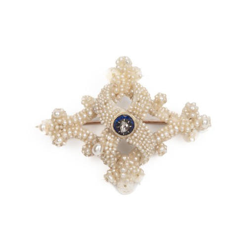 233 - A PEARL BROOCH