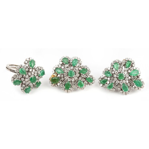 187 - A SUITE OF EMERALD AND DIAMOND JEWELLERY