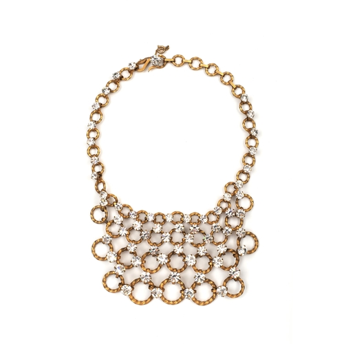 242 - A COSTUME JEWELLERY CHOKER STYLE NECKLACE