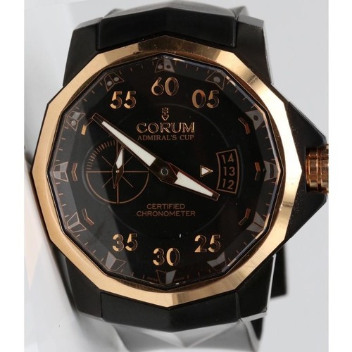 33 - A GENTLEMAN'S CORUM ADMIRAL'S CUP WRISTWATCH