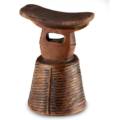 5 - A MWILA HEADREST