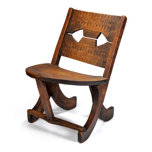 9 - AN ETHIOPIAN CHAIR