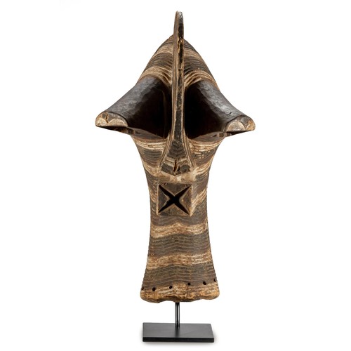 29 - A SONGYE KIFWEBWE MASK, DRC