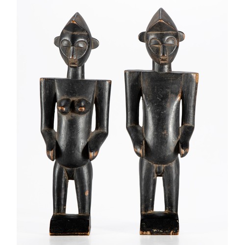 40 - A PAIR OF SENUFO STYLE FIGURES