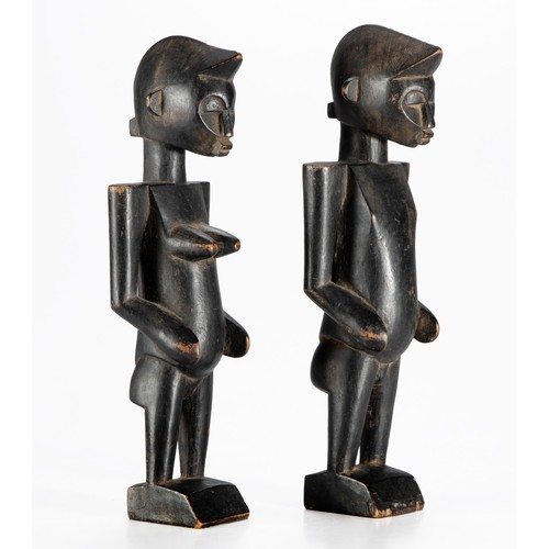 40 - A PAIR OF SENUFO STYLE FIGURES