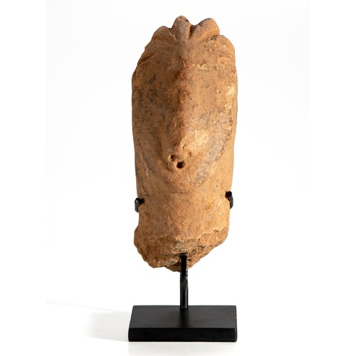 50 - A BURA CULTURE TERRACOTTA BUST, BURKINA FASO