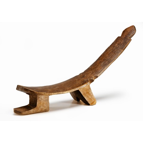 72 - A LOBI MAN'S RECLINING CHAIR, BURKINA FASO