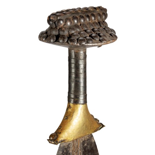 83 - A KONDA CEREMONIAL KNIFE, DRC