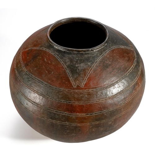 92 - A SHANGAAN BEER POT, LIMPOPO PROVINCE