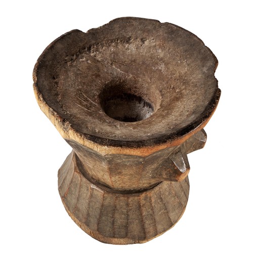 137 - A NKHUMBI GRAIN PESTLE AND MORTAR