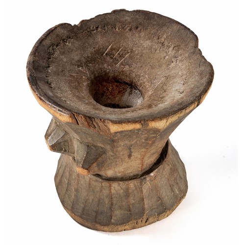 137 - A NKHUMBI GRAIN PESTLE AND MORTAR