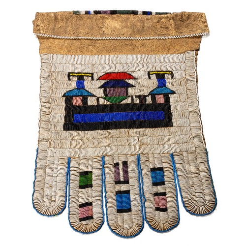 142 - AN NDEBELE SENIOR WIFE'S APRON, JOCOLO, MPUMALANGA