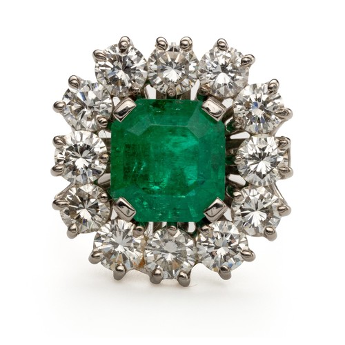  AN EMERALD AND DIAMOND COCKTAIL RING, WEST JEWELLERS, DUBLIN