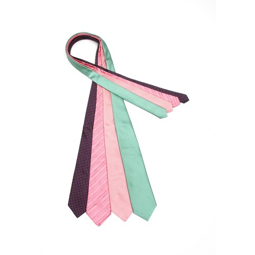 621 - A COLLECTION OF GENTLEMAN'S TIES, PINK LONDON