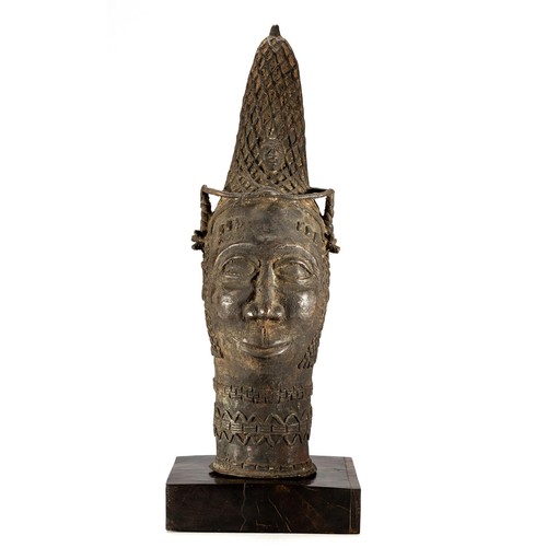 174 - A BENIN-STYLE BRONZE, NIGERIA