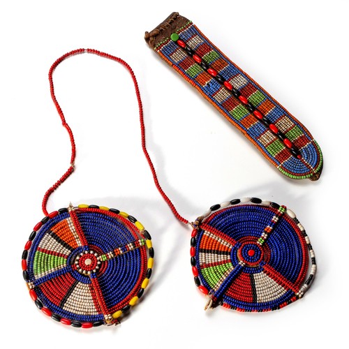 192 - A MASAI BEADED NECKLACE AND EARPIECE, TANZANIA