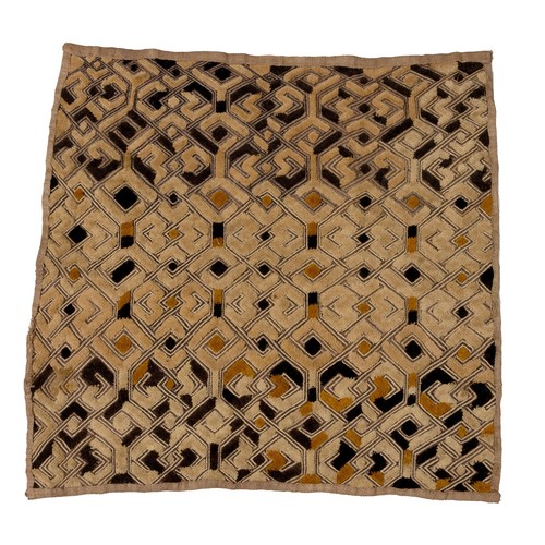 253 - A KUBA SHOOWA CLOTH, DRC