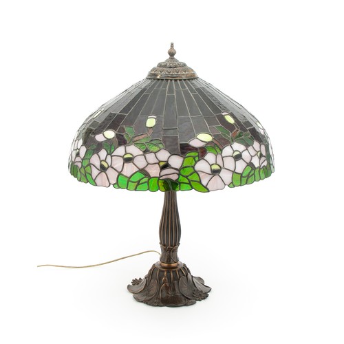 666 - A LARGE TIFFANY- STYLE METAL TABLE LAMP AND SHADE