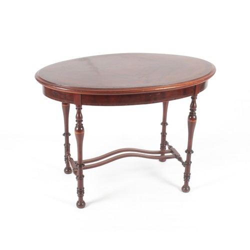 187 - AN EDWARDIAN MAHOGANY OCCASIONAL TABLE