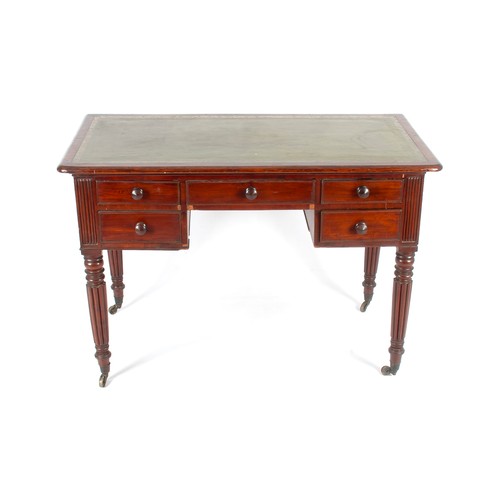 194 - A VICTORIAN OAK AND MAHOGANY WRITING DESK