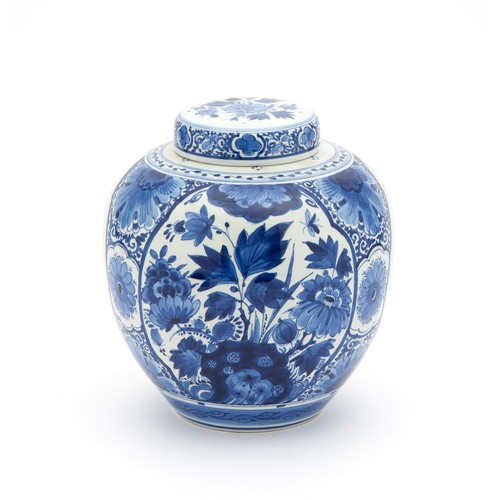 768 - A DUTCH BLUE AND WHITE GINGER JAR