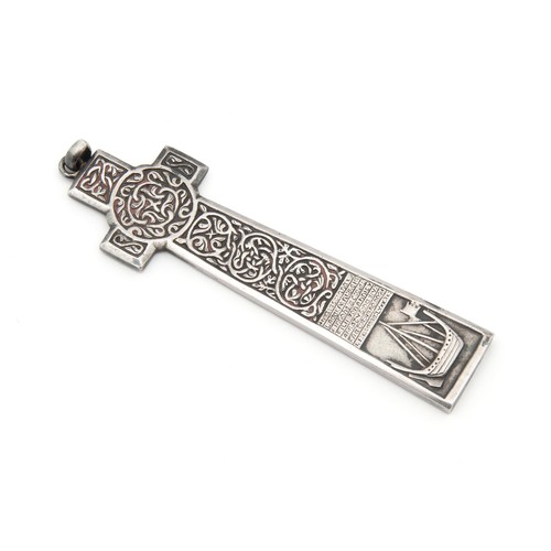 633 - A SILVER CROSS, VIKING DESIGN