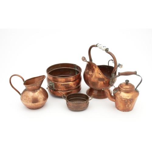 41 - A MISCELLANEOUS COLLECTION OF COPPER ITEMS