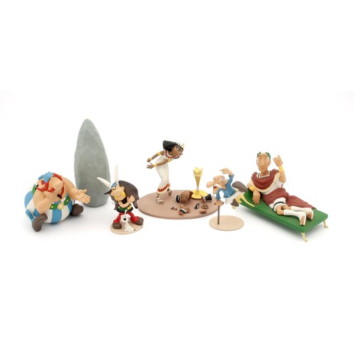 27 - A MISCELLANEOUS COLLECTION OF ASTERIX AND OBELIX FIGURES