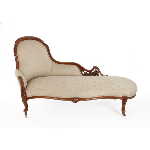 174 - AN UPHOLSTERED WALNUT CHAISE LONGUE