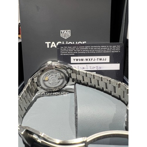 1251 - A GENTLEMANS TAG HEUER CARRERA WRISTWATCH