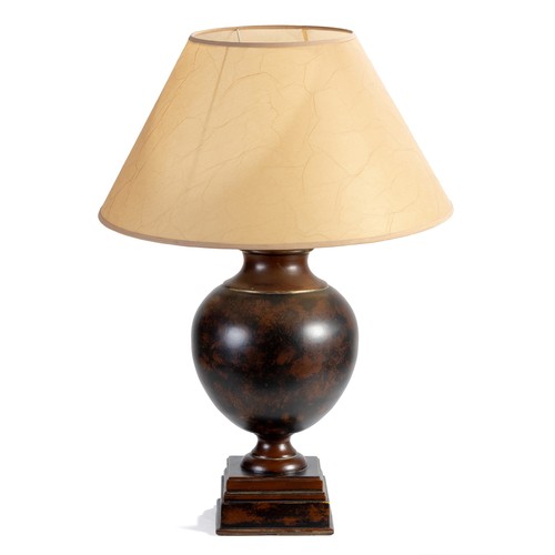 353 - AN URN-SHAPED TABLE LAMP