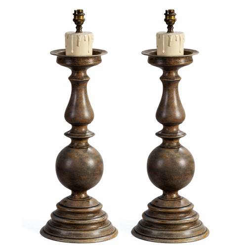 404 - A PAIR OF CERAMIC TABLE LAMPS