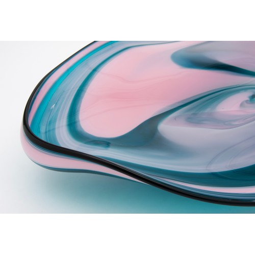 613 - A DAVID READE GLASS PLATTER, SIGNED AND DATED