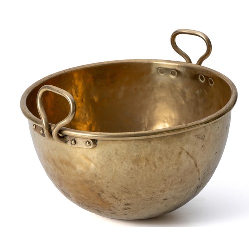 942 - A BRASS MIXING BOWL