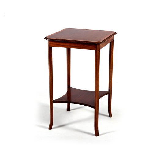 43 - A MAHOGANY OCCASIONAL TABLE, FIRST HALF 20TH CENTURY