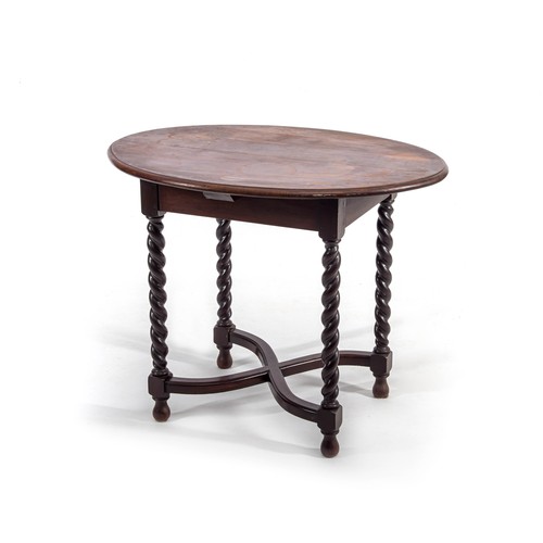 59 - A MAHOGANY TABLE, 20TH CENTURY