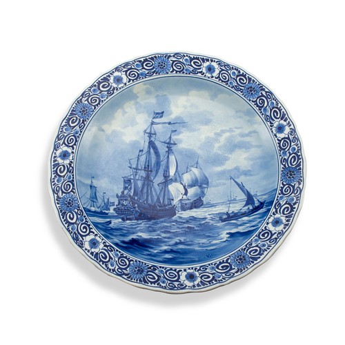 617 - A 'JOOSTE THOOFT AND LABOUCHERE' BLUE AND WHITE DELFT WALL PLATE