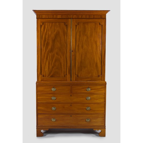 158 - A MAHOGANY LINEN PRESS, 19TH CENTURY