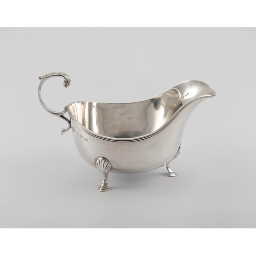 456 - A GEORGE VI SILVER SAUCE BOAT, ASPREY AND CO LTD, BIRMINGHAM, 1937