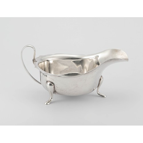 461 - AN ELIZABETH II SILVER SAUCE BOAT, VINER'S LTD, SHEFFIELD, 1960