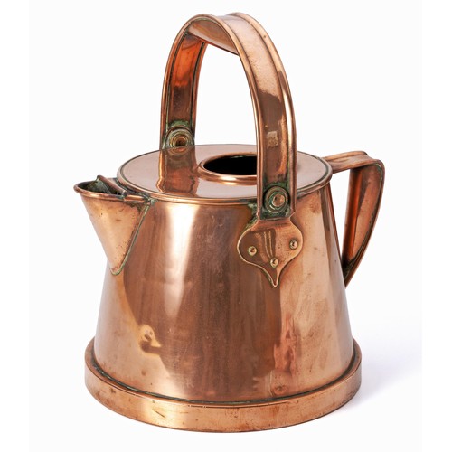 933 - A COPPER KETTLE