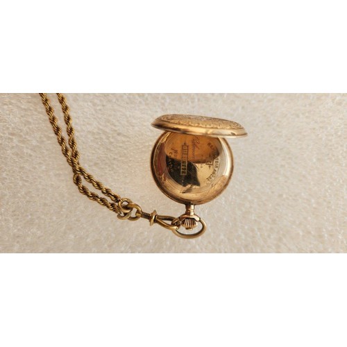 732 - A LADIES GOLD HUNTER CASED POCKET WATCH, QTE BOUTTE