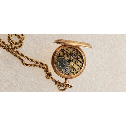 732 - A LADIES GOLD HUNTER CASED POCKET WATCH, QTE BOUTTE