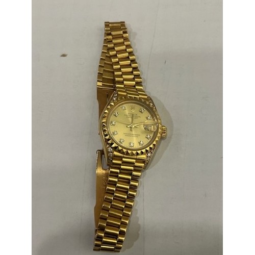 734 - A LADIES 18CT GOLD WRISTWATCH, ROLEX OYSTER PERPETUAL DATEJUST