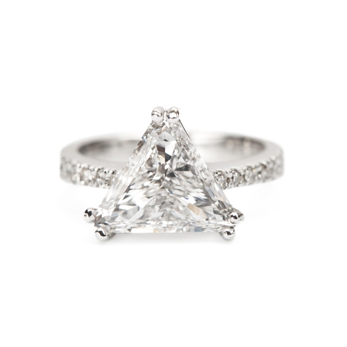 991 - A NATURAL CERTIFIED DIAMOND RING, 3.02 CARATS